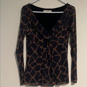 ♻️ Weston Wear V Neck Top